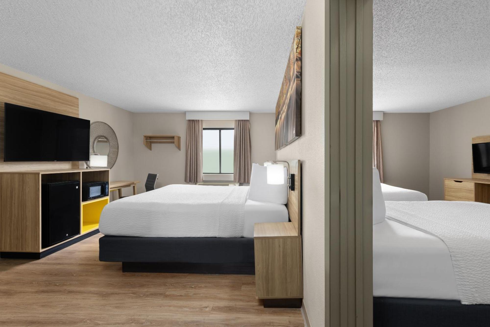 Days Inn By Wyndham Carthage Exteriör bild